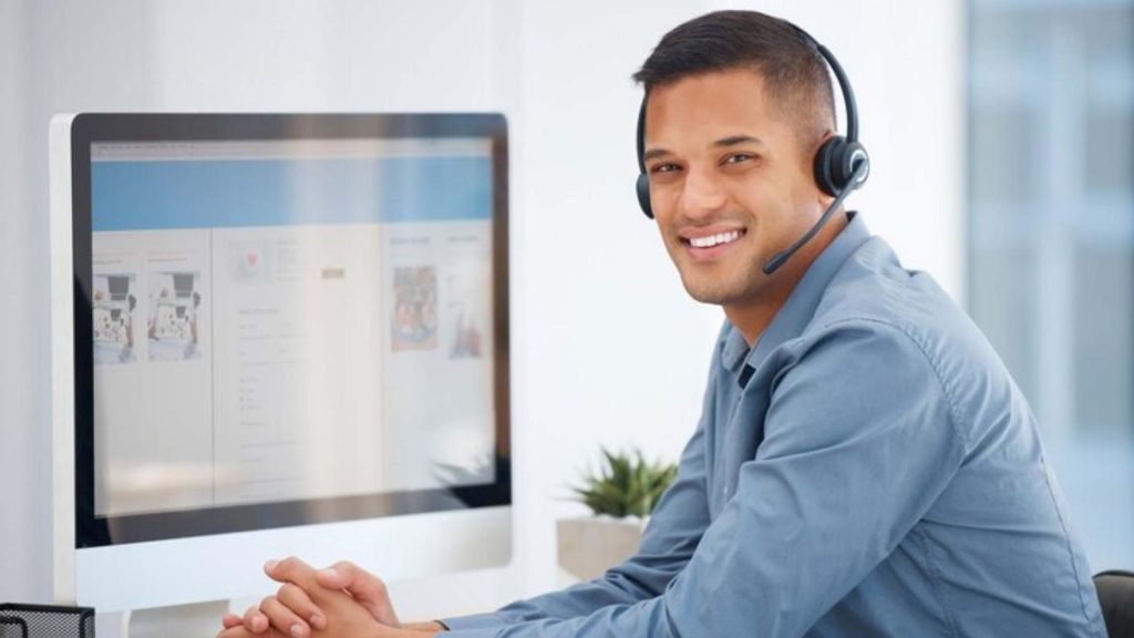 How Small Business Management Experts Streamline Admin, Finance, and Marketing