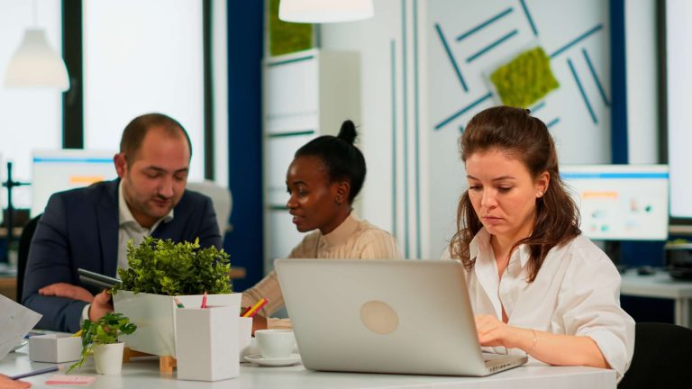 Scaling Your Insurance Business with Back Office Outsourcing