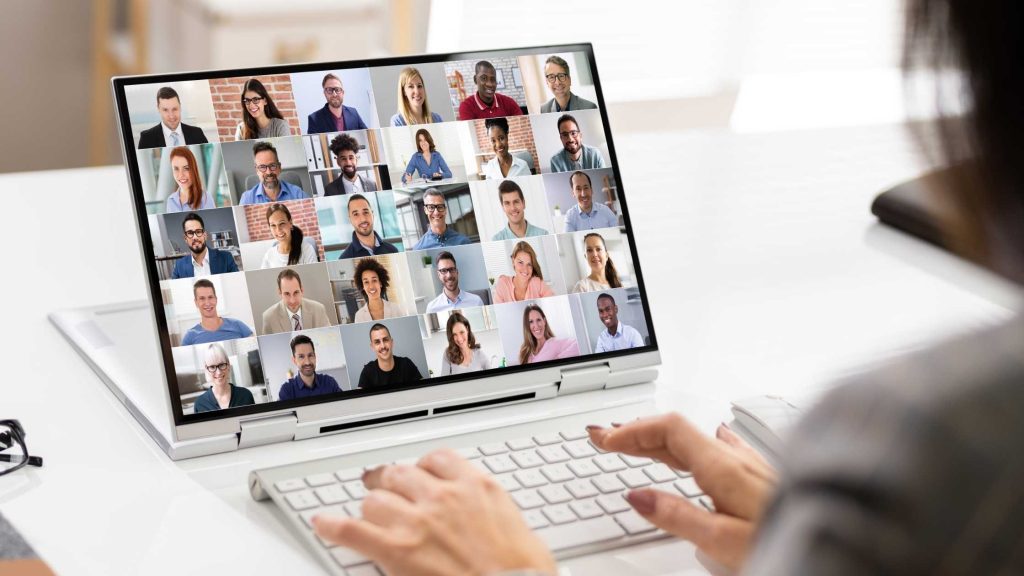 How Link Building Specialists Collaborate with Content and SEO Teams for Better Rankings