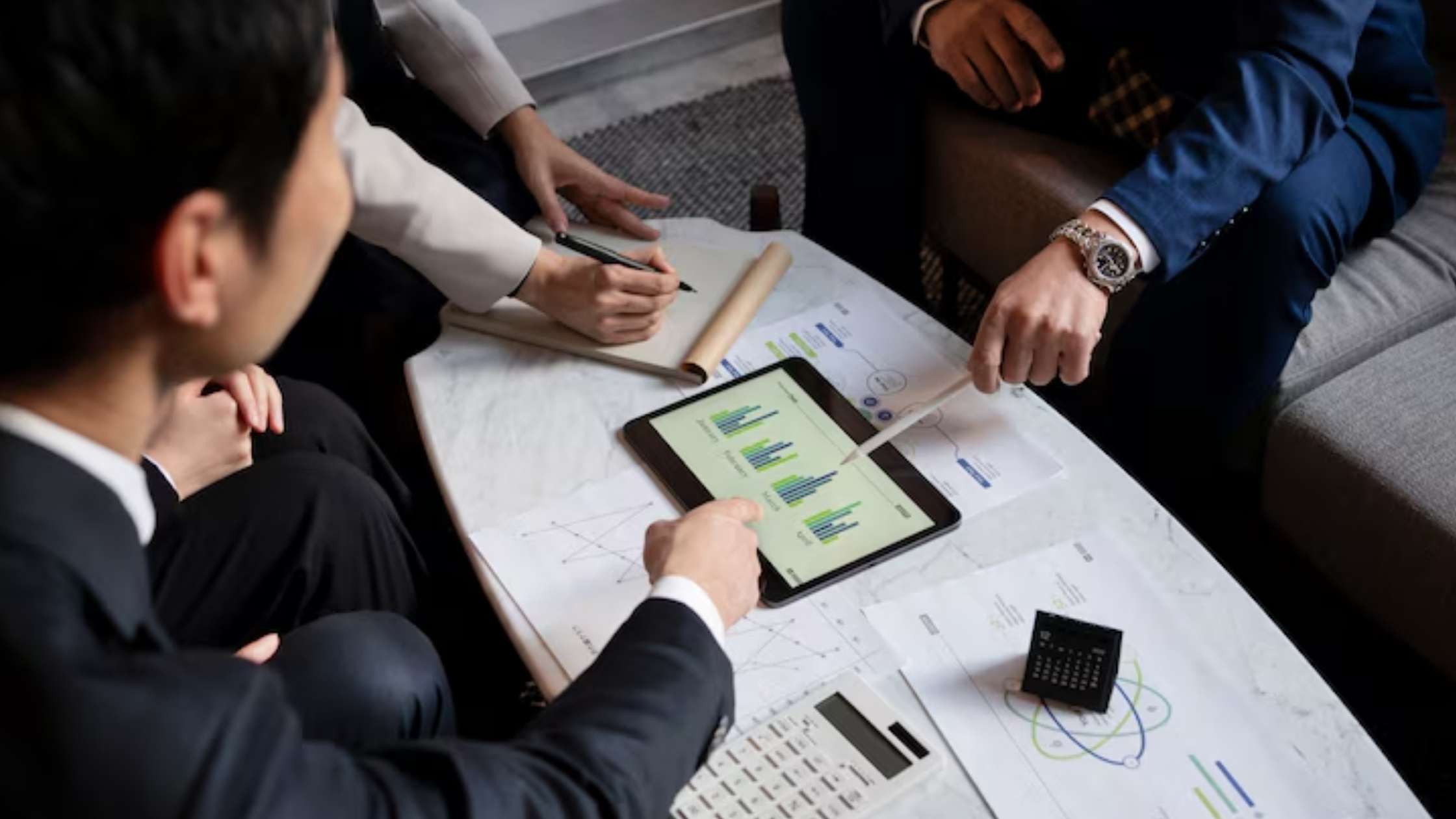 How Outsourced CPA Services Free Up Leadership to Focus on Core Strategy