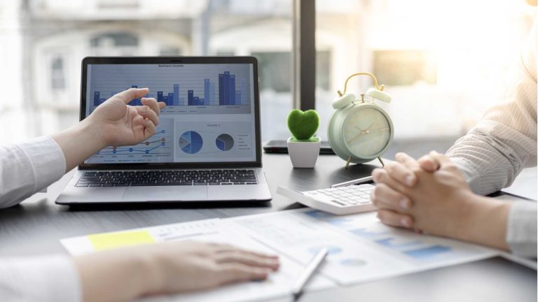 Competitive Intelligence service for B2B Marketing_ Aligning Messaging with Market Gaps