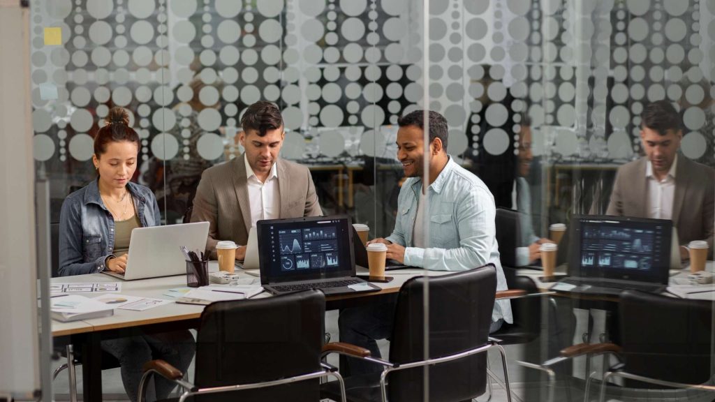Home Office Design for Tech Professionals_ Functional Setups for Developers and IT Experts