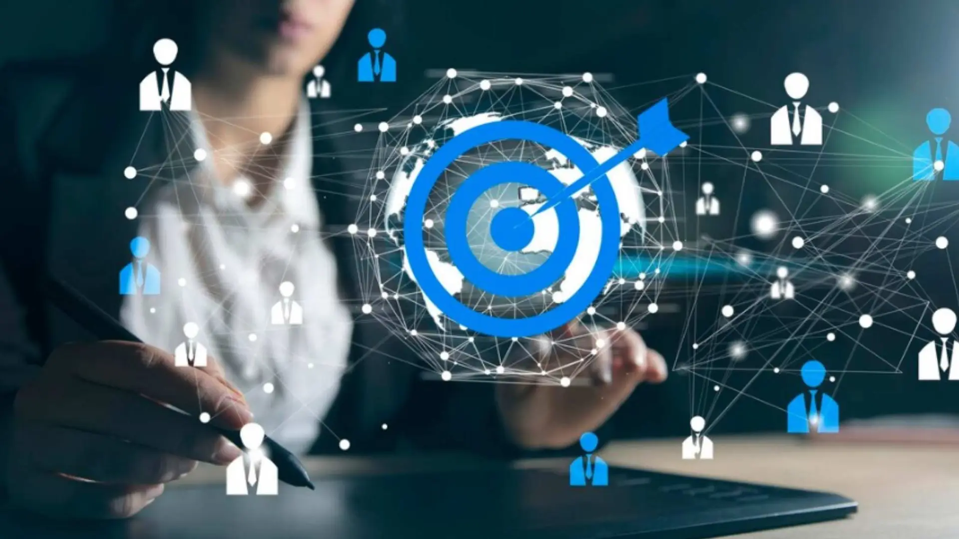 Using LinkedIn Outreach Services to Target Decision-Makers at Scale