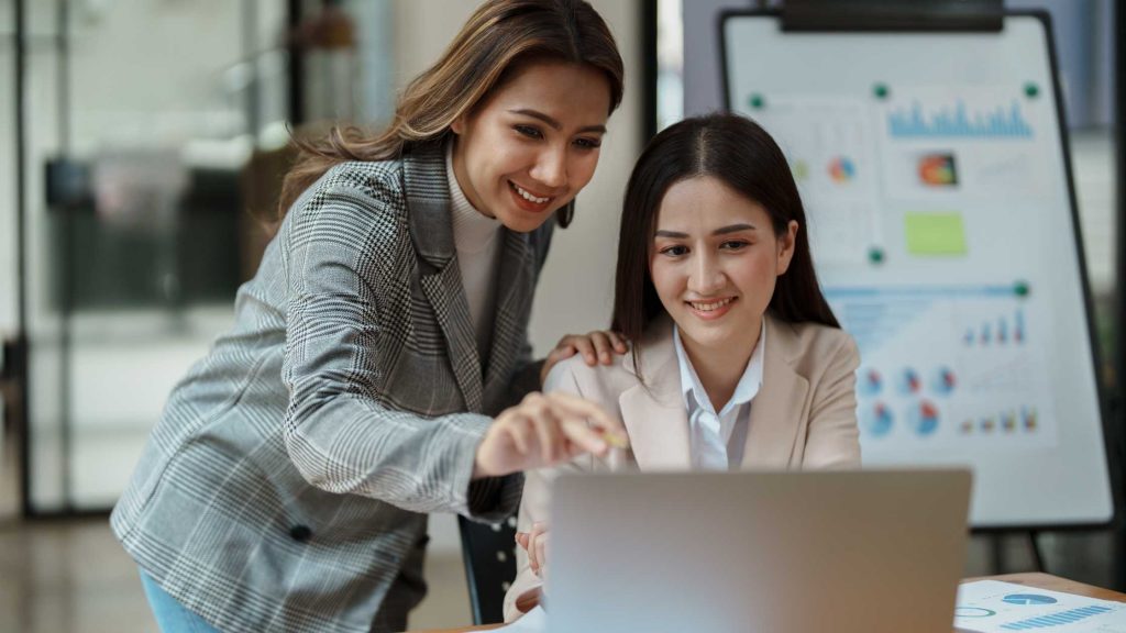 Marketing Data Analysts and Creative Teams_ Bridging the Gap Between Data and Design