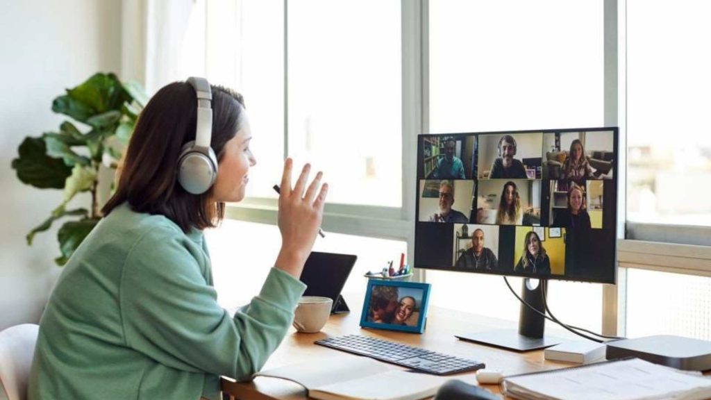 Remote Executive Assistant_ The Smart Choice for Business Leaders